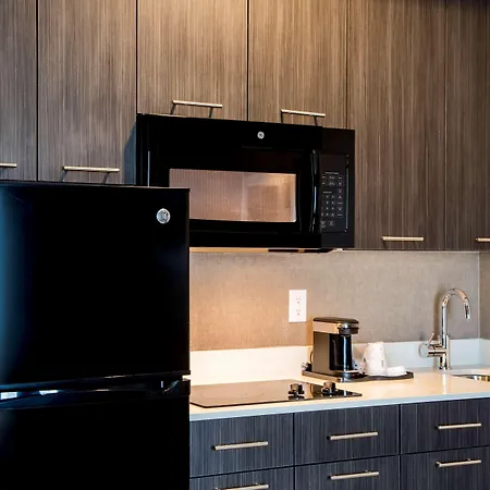 Hotel Wingate By Wyndham Kamloops Extérieur photo