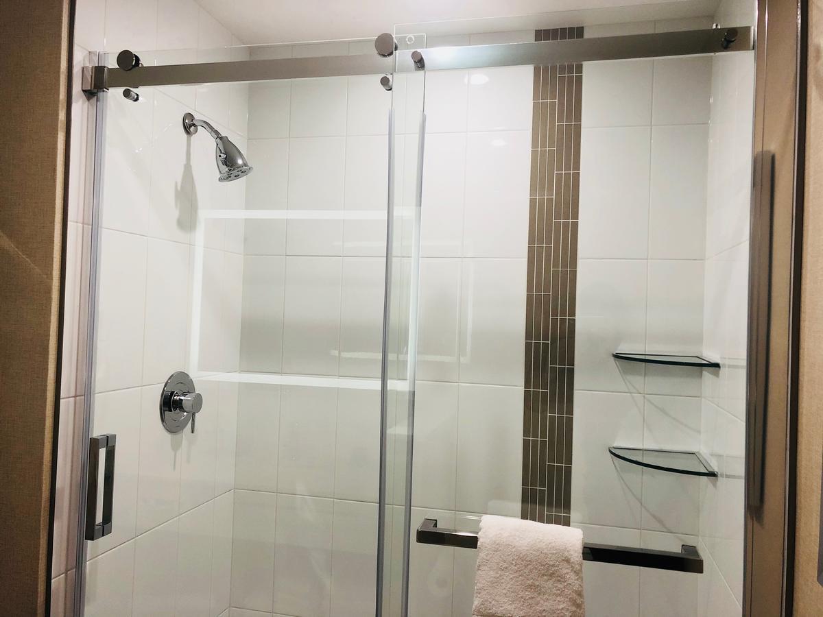 Wingate By Wyndham Hotel 4*