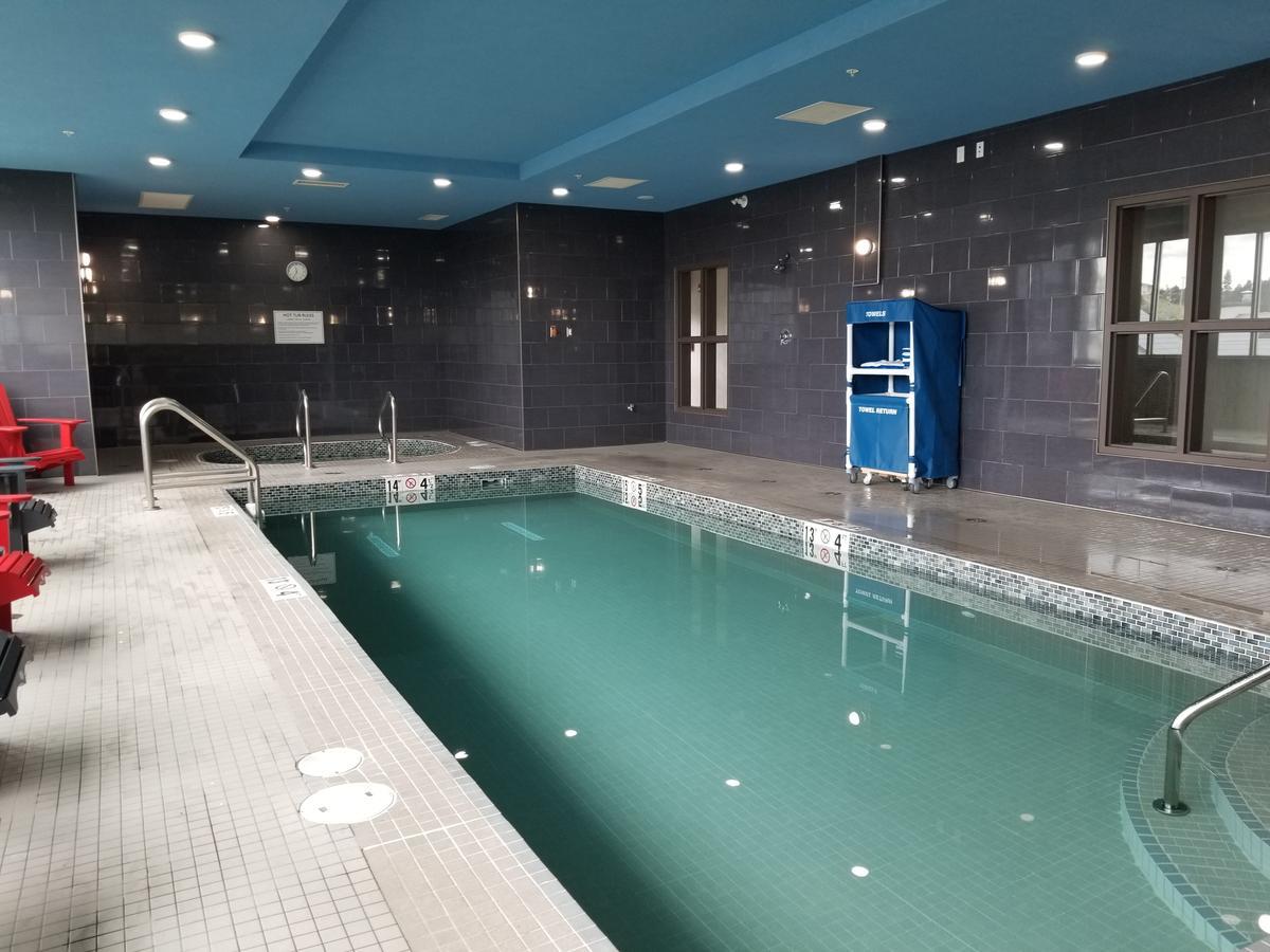 Wingate By Wyndham Hotel